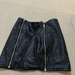 Black zipper mini skirt